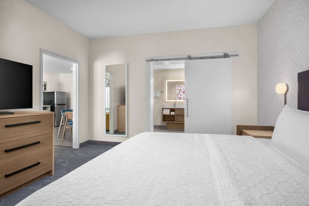 Images Home2 Suites by Hilton Eureka