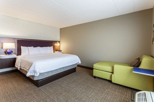 Images Hampton Inn & Suites Chicago-Libertyville