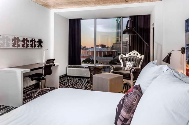 Images Lorenzo Hotel Dallas, Tapestry Collection by Hilton