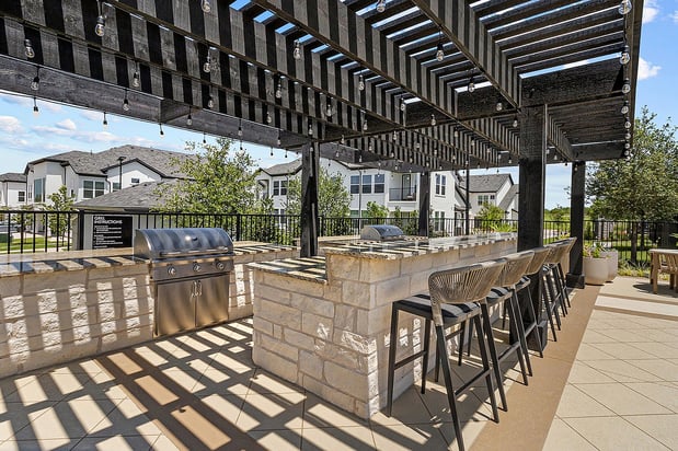 Images Luxe of Denton