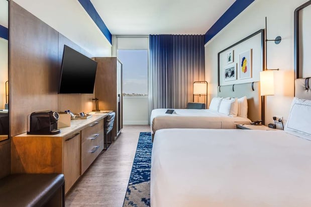 Images SERENA Hotel Aventura Miami, Tapestry Collection by Hilton