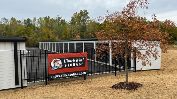 Images Chuck It In! Storage - O'Fallon