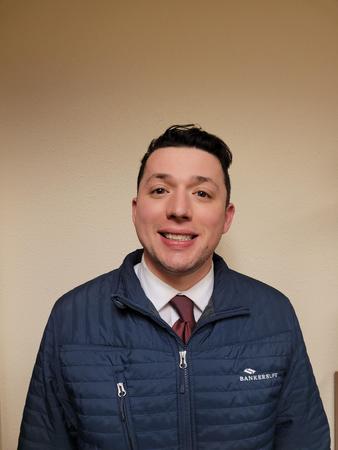 Images Daniel Oniones, Bankers Life Agent and Bankers Life Securities Financial Representative