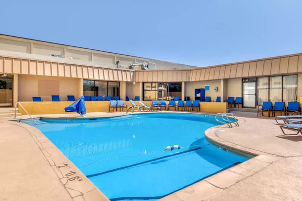 Images Holiday Inn Express Denver Central - North by IHG