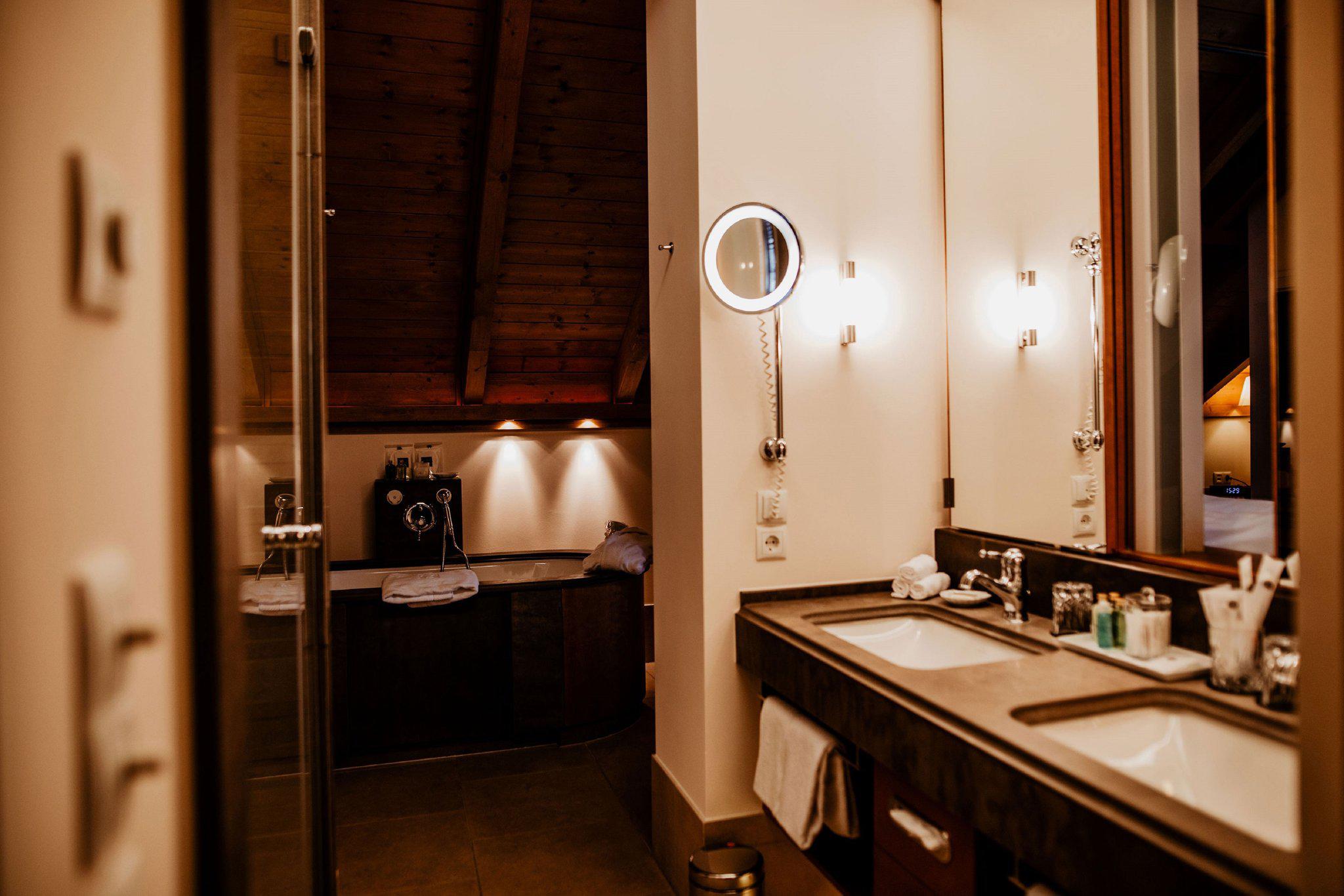 Schloss Fuschl, a Luxury Collection Resort & Spa, Fuschlsee-Salzburg, Schloss Strasse 19 in Hof Bei Salzburg