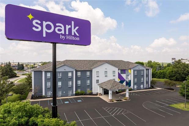 Images Spark by Hilton Indianapolis Northeast Fishers