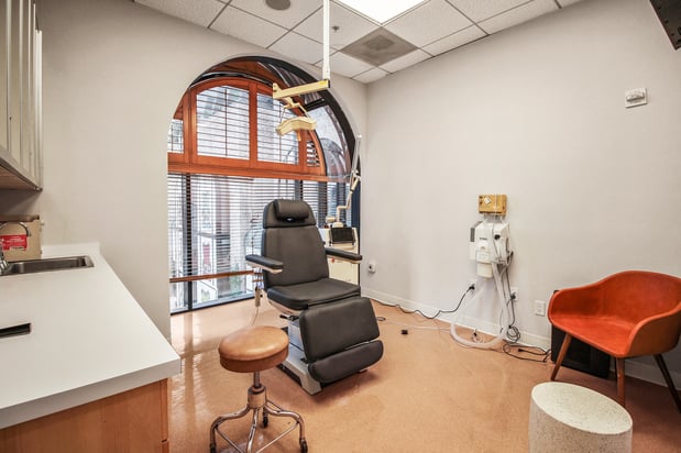 Images Moy, Fincher, Chipps Facial Plastics & Dermatology - Beverly Hills