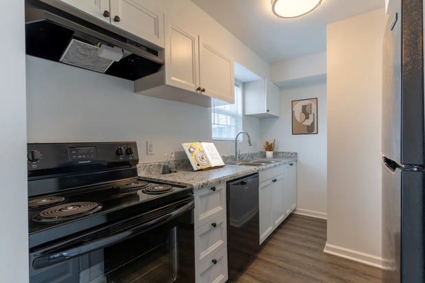 Images OIde Towne Apartments