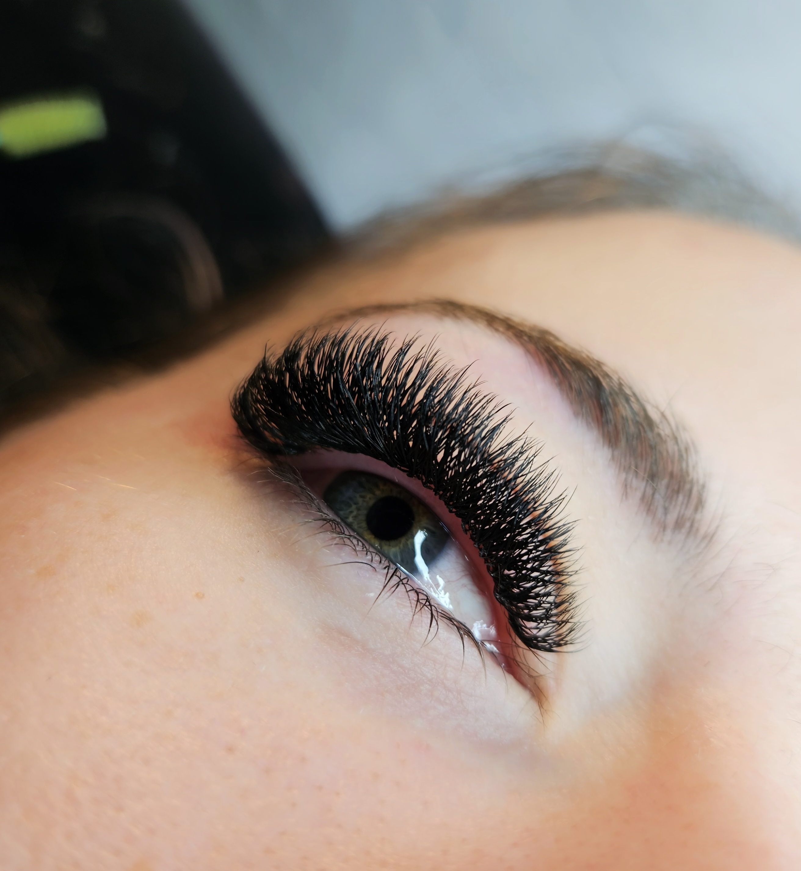 Images Lashista - Formation cils - Pose de cils - Produits de cils Longueuil
