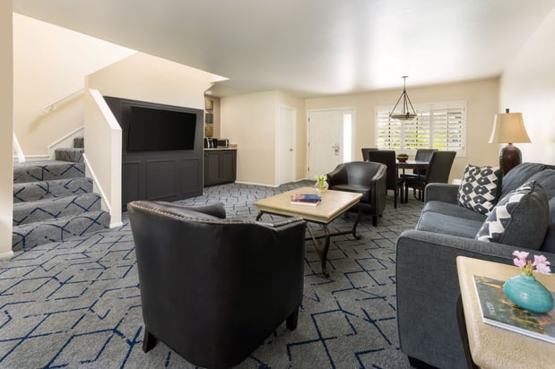 Images Scottsdale Plaza Resort