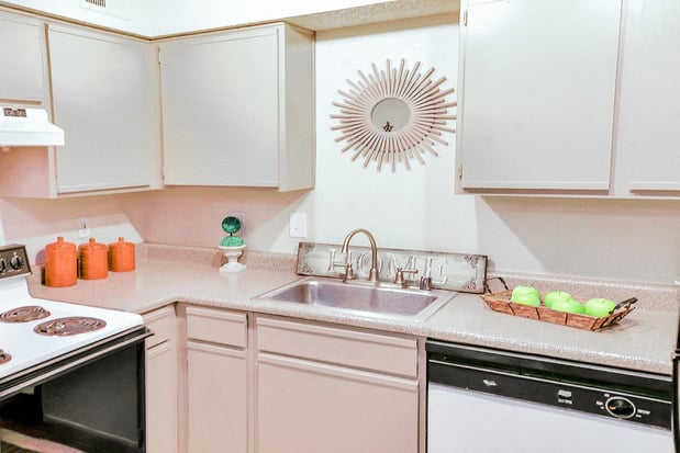 Images Creekside at Pear Ridge Apartment Homes