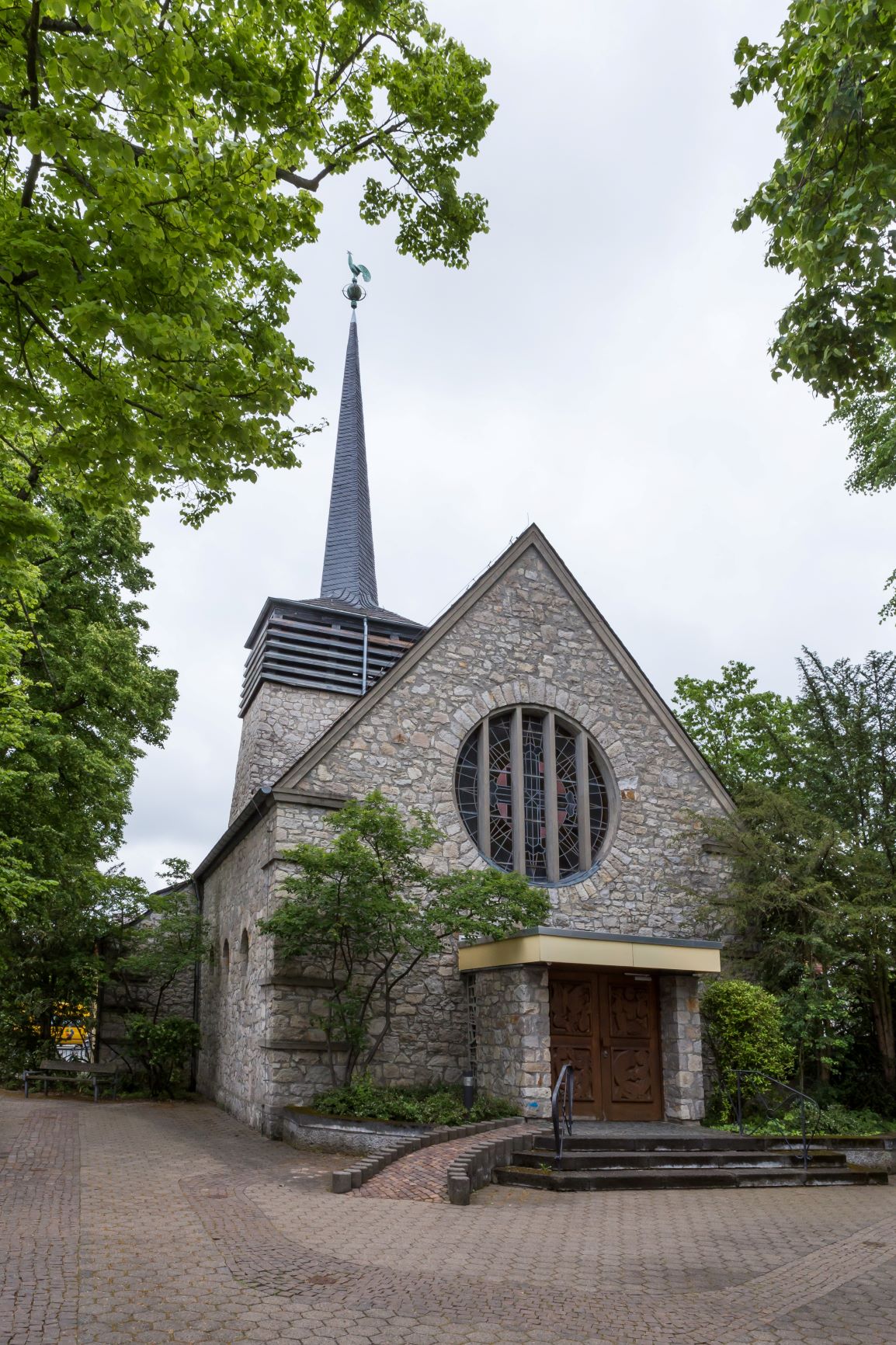 Evangelische Gustav-Adolf-Kirche Rödermark/Ober-Roden - Evangelische Kirchengemeinde Ober-Roden, Rathenaustraße 1 in Rödermark