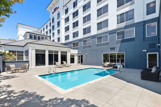 Images Hilton Garden Inn San Mateo