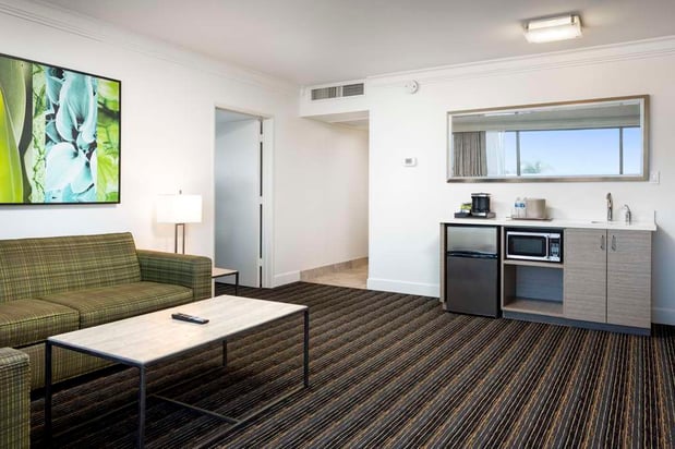 Images DoubleTree by Hilton San Diego Bayside