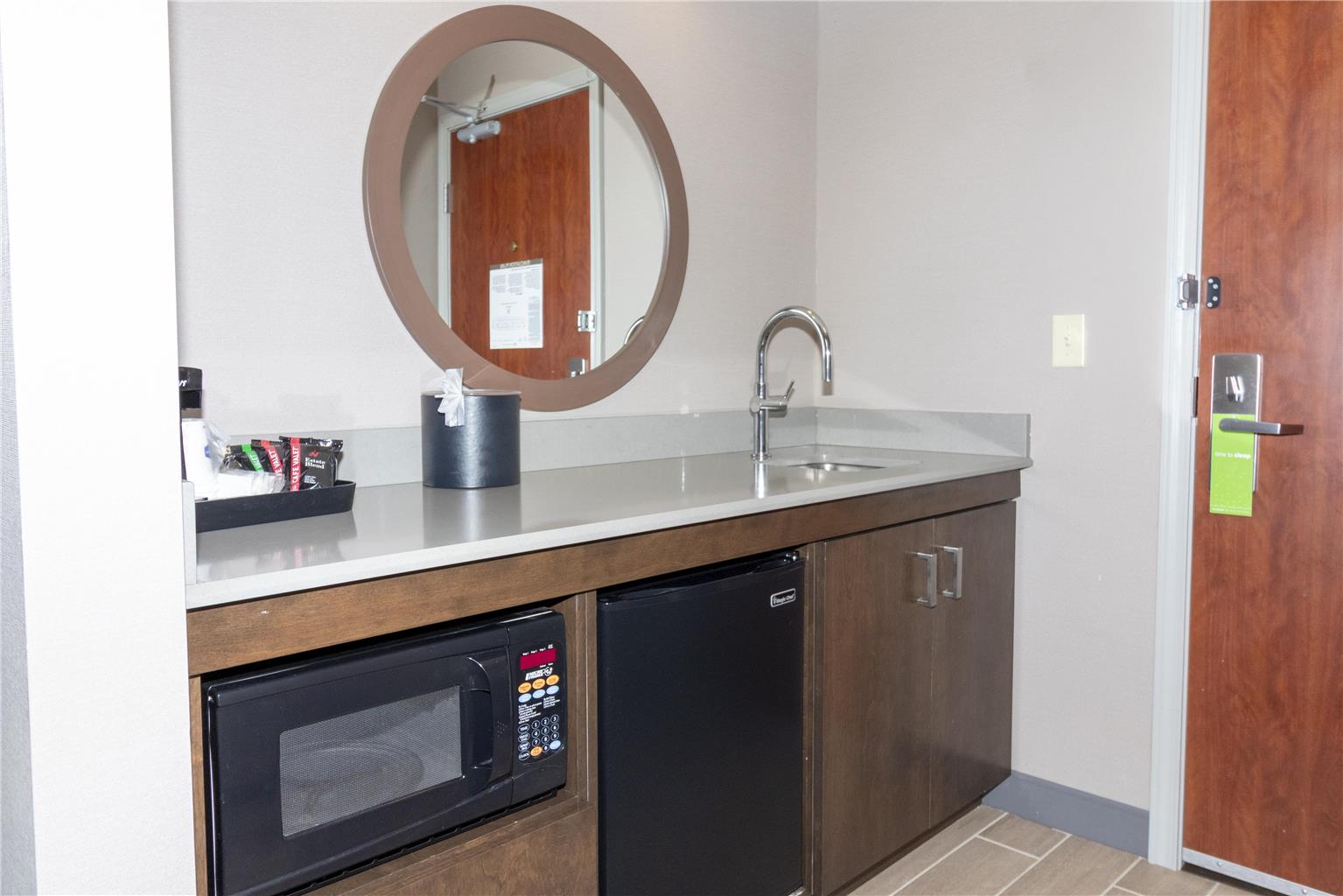 Guest room amenity 