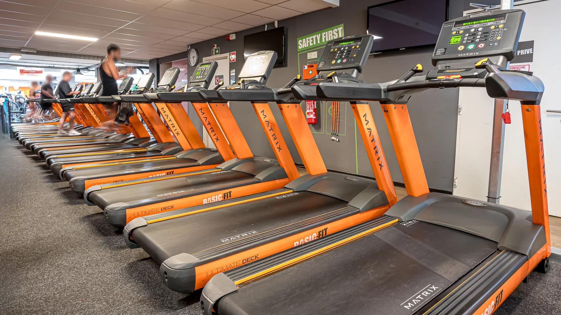 Images Basic-Fit 24/7