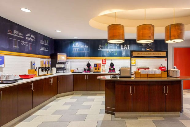 Images Hampton Inn Orlando-International Airport