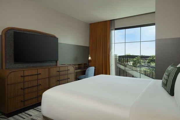 Images Hotel Nickel Plate Fishers, Tapestry Collection by Hilton