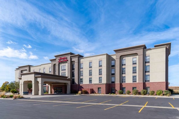 Images Hampton Inn & Suites Brookings
