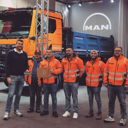 Bilder Braun Erd-, Wege- und Pflasterbau
