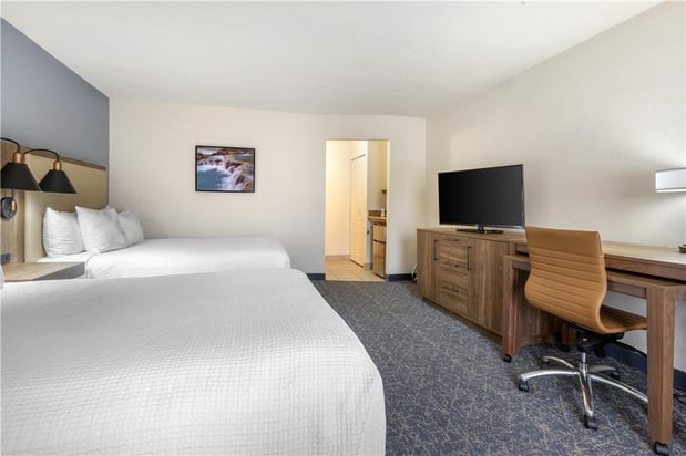 Images Best Western Plus A Wayfarer's Inn and Suites