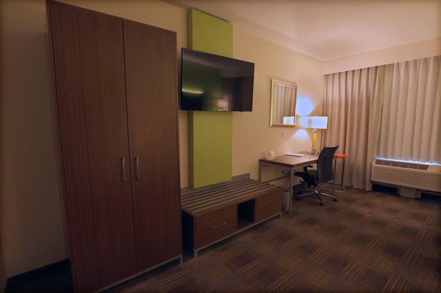 Images Holiday Inn Express & Suites Dripping Springs - Austin Area by IHG