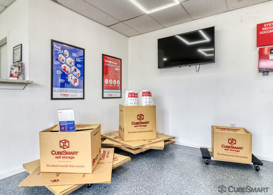 CubeSmart Self Storage Image