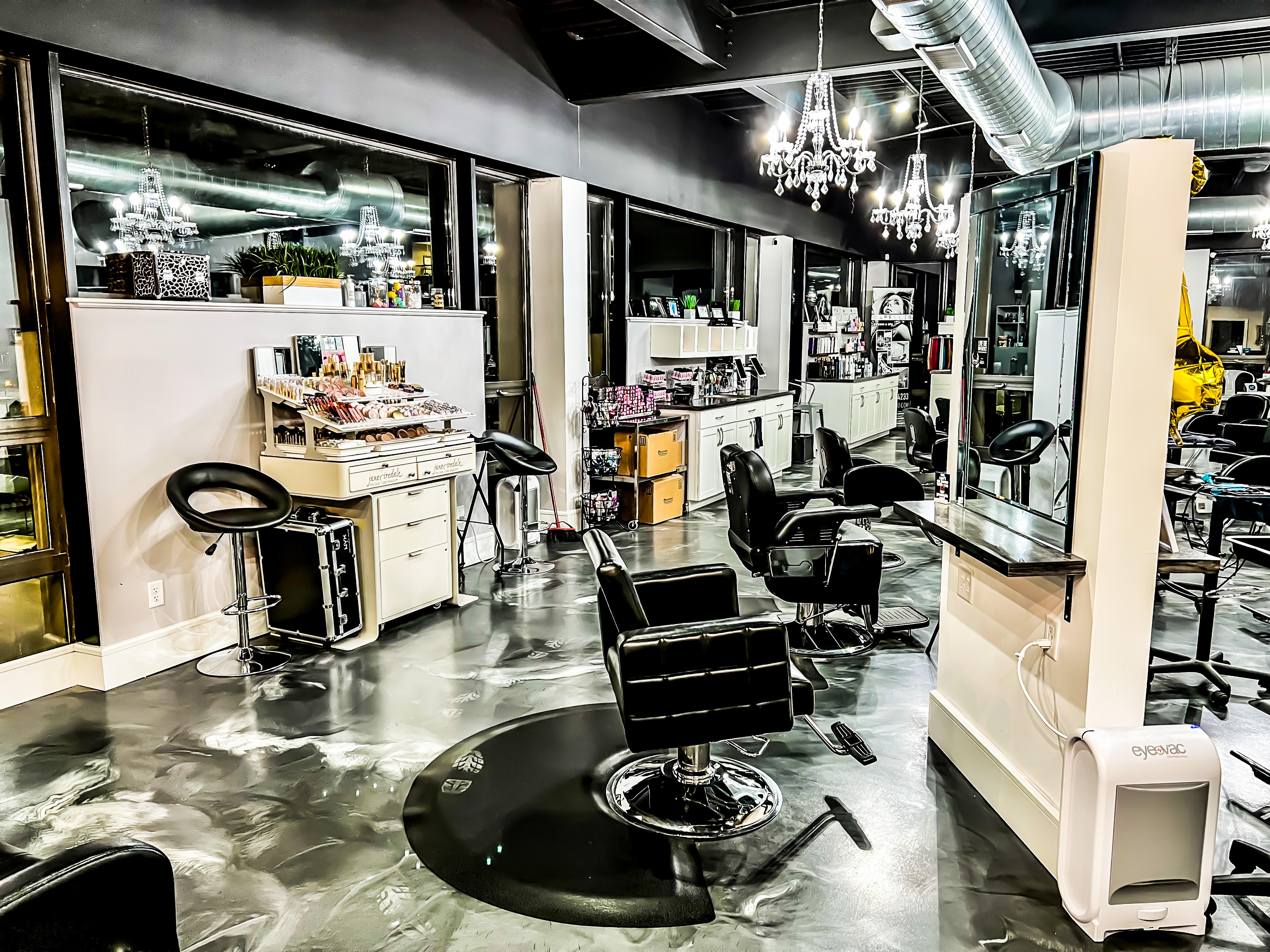 Capelli’s Studio & Spa guests may choose their service provider at a level that best compliments their requests and needs while also honoring their budget.