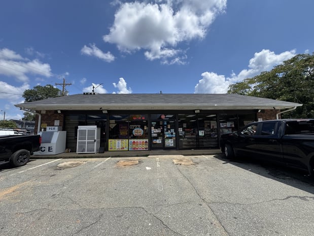 Images CoinFlip Bitcoin ATM - Valero (Gibsonville)