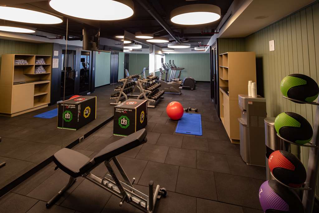 Health club  fitness center  gym Hilton Garden Inn Lima Miraflores Lima (01) 5104000