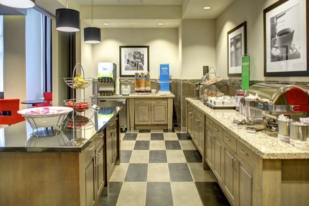 Images Hampton Inn & Suites Roanoke-Downtown