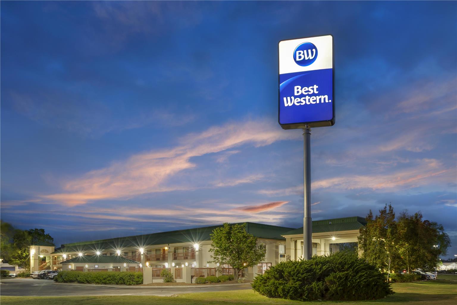 BW Lumberton NC Twilight