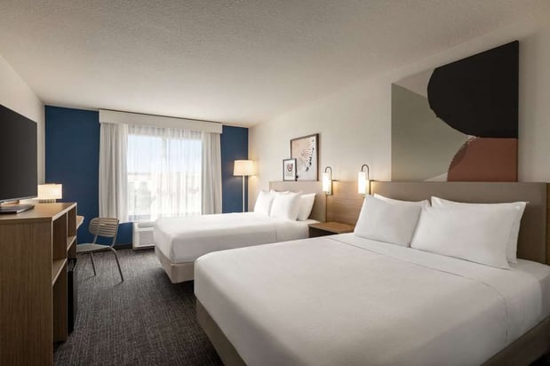 Images Spark by Hilton Orlando Universal Blvd