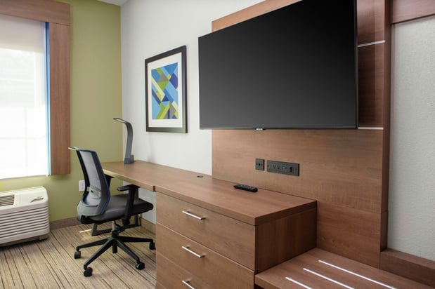 Images Holiday Inn Express Wells-Ogunquit-Kennebunk by IHG
