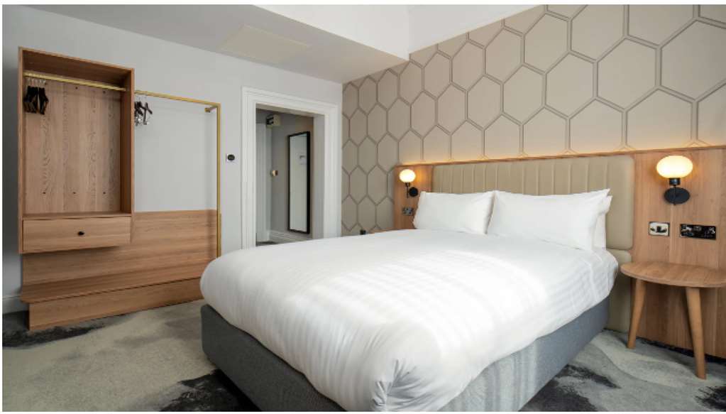 chester the queen bedrooms