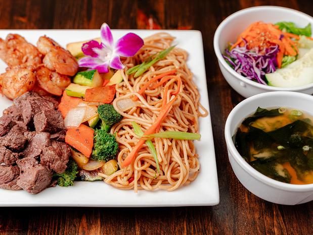 Images Wakatobi Japanese Grill Hibachi and Sushi