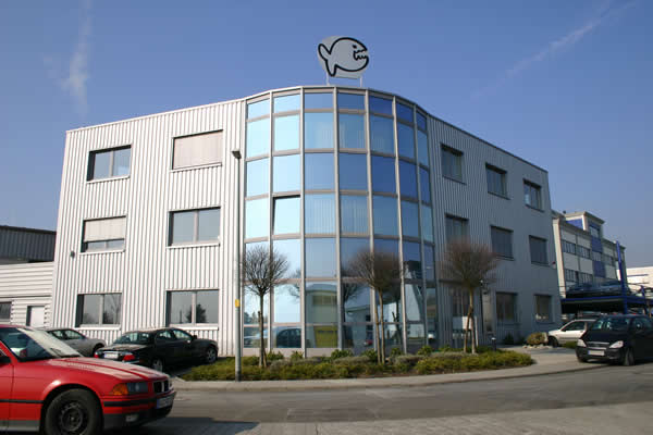iQ Company AG, Am Klingenweg 12 in Walluf