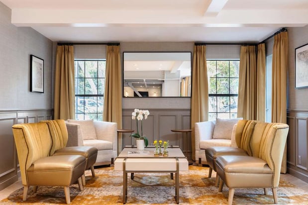 Images The Inn at Saratoga, Tapestry Collection by Hilton