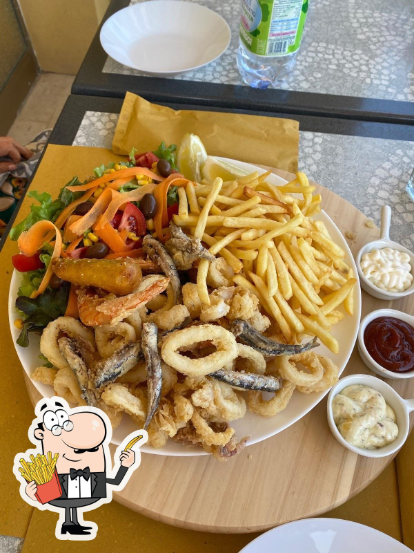 Images Bar da Stasiun