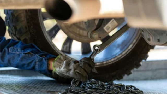 Images Hovslund Dæk og Trailercenter