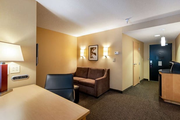 Images DoubleTree by Hilton Hotel Savannah Airport
