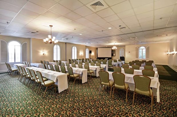 Images Embassy Suites by Hilton Charleston Historic District