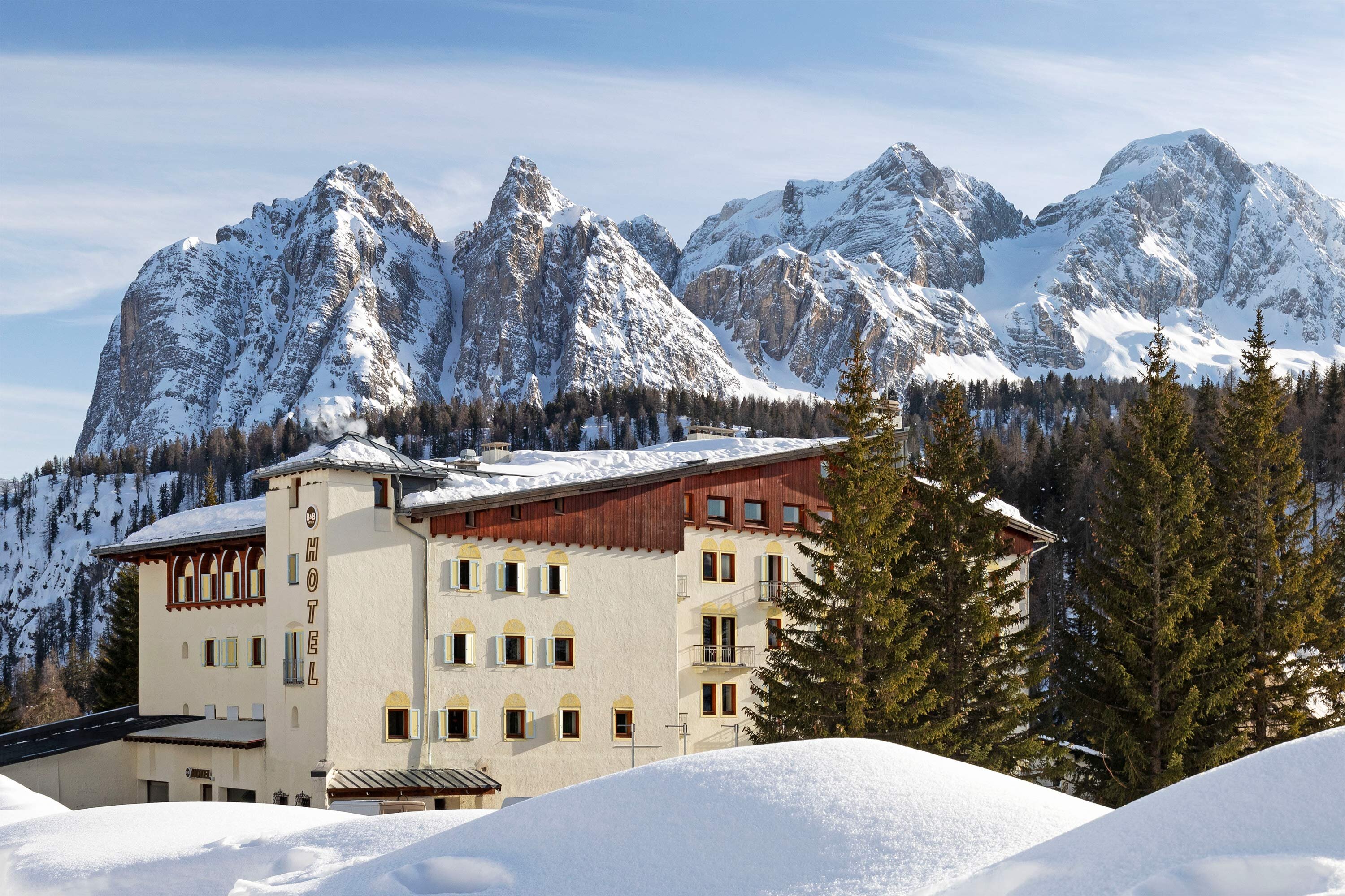 Images B&B HOTEL Passo Tre Croci Cortina