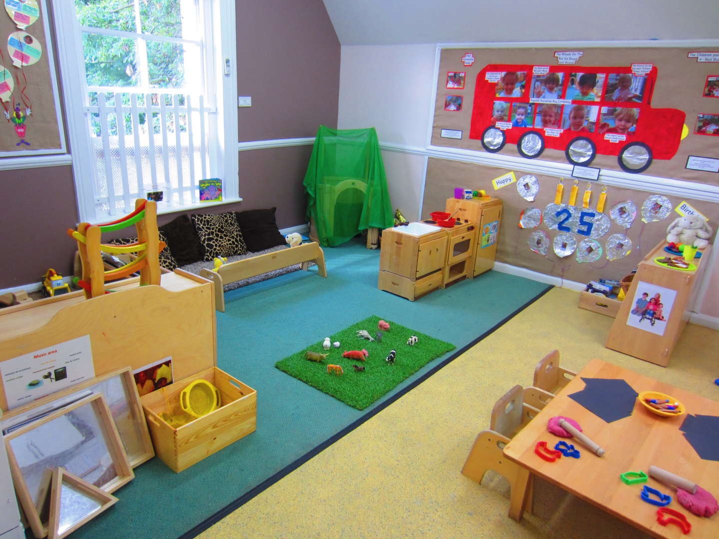 Bright Horizons Royal Earlswood Day Nursery and Preschool Surrey 03333 059227