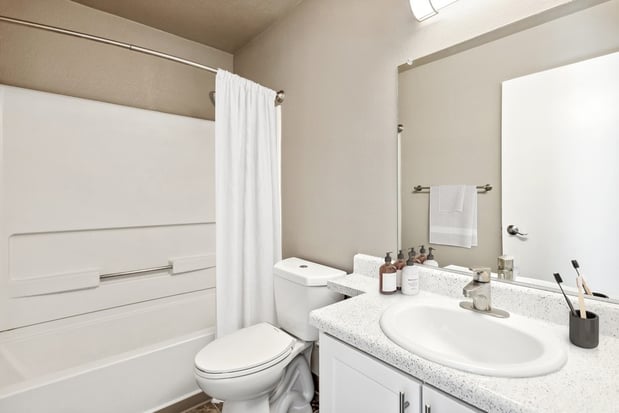 Images Bella Vista Apartments