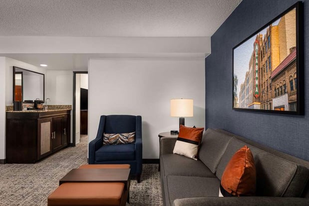 Images Embassy Suites by Hilton Birmingham