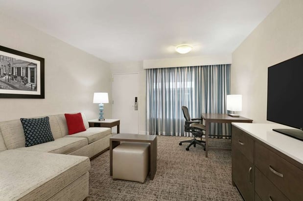 Images Embassy Suites by Hilton Philadelphia Valley Forge