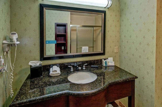 Images Hampton Inn Crossville