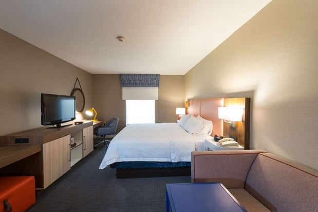 Images Hampton Inn & Suites Jamestown