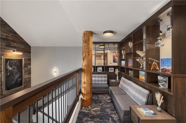 Images Starlite Yellowstone, Tapestry Collection by Hilton